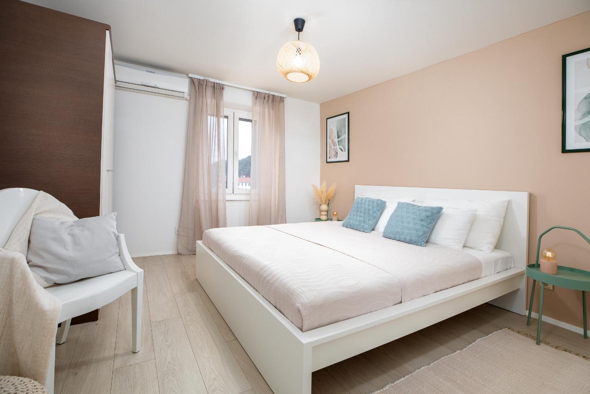 Unique Apartment Pula Bagian luar foto